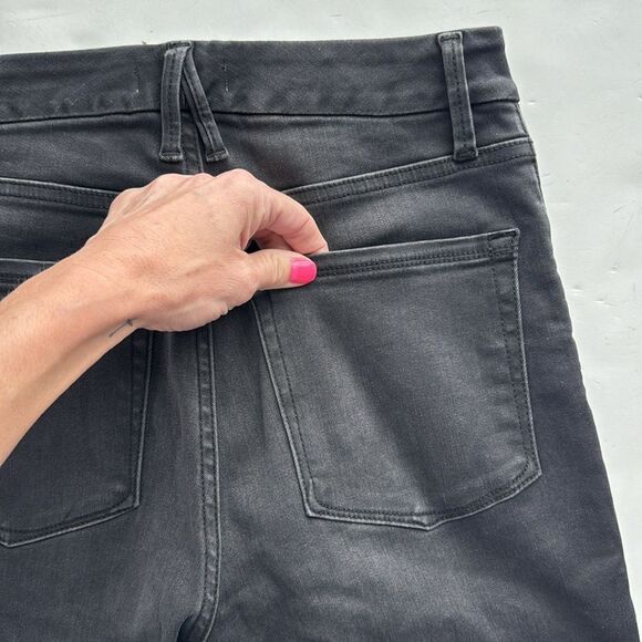 Good American Sz 4/27 Good Waist Crop Raw Step Hem High Rise Stretch Black Jean‎ - Picture 7 of 14